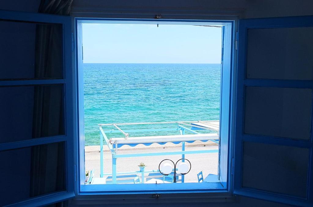 Socrates Apartmens & Restaurant 멜라토스 객실 사진